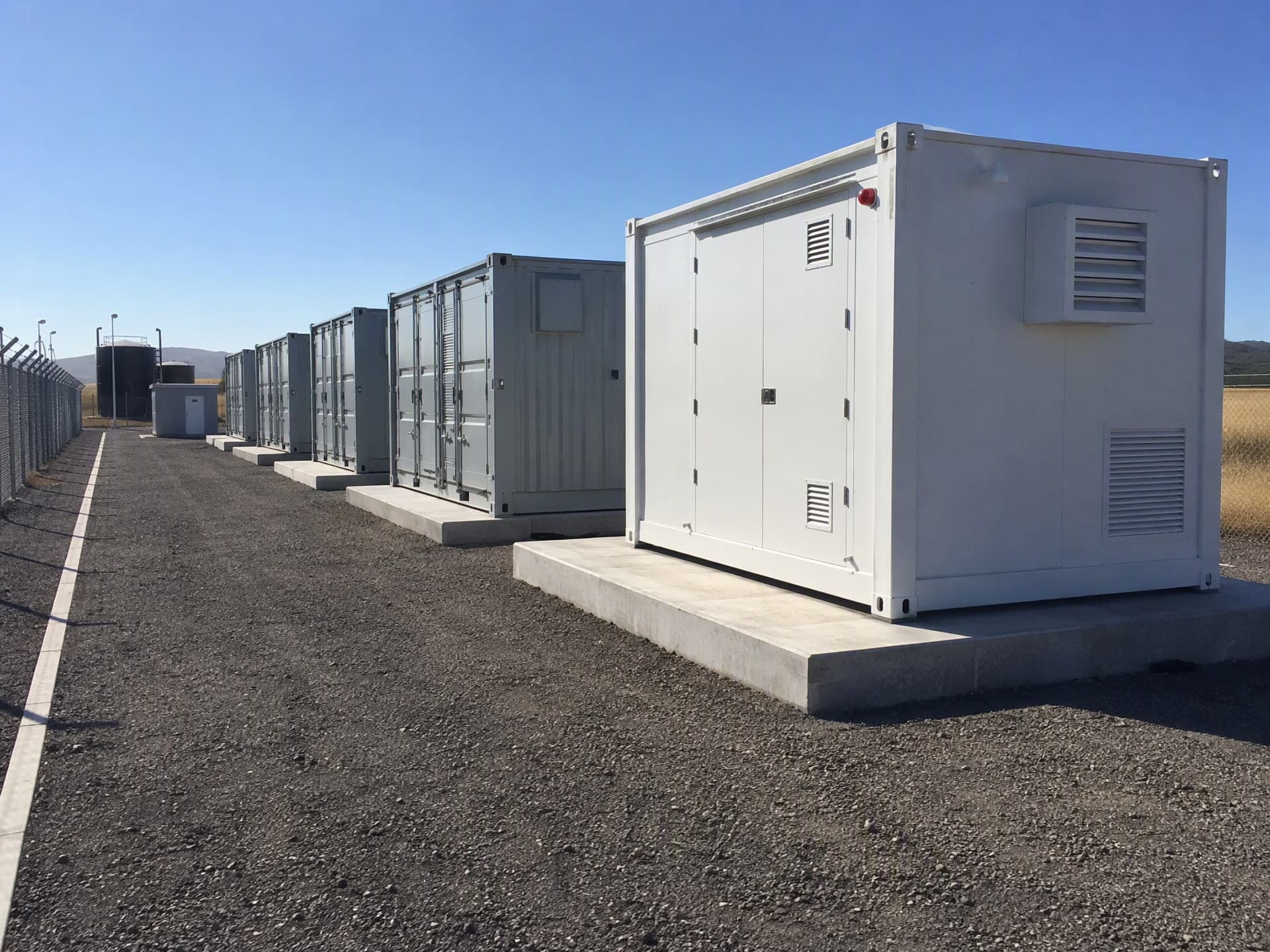 Container substations installed in a row at an energy-storage station